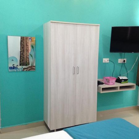 Oyo 4355 Goodland Inn Chennai Esterno foto