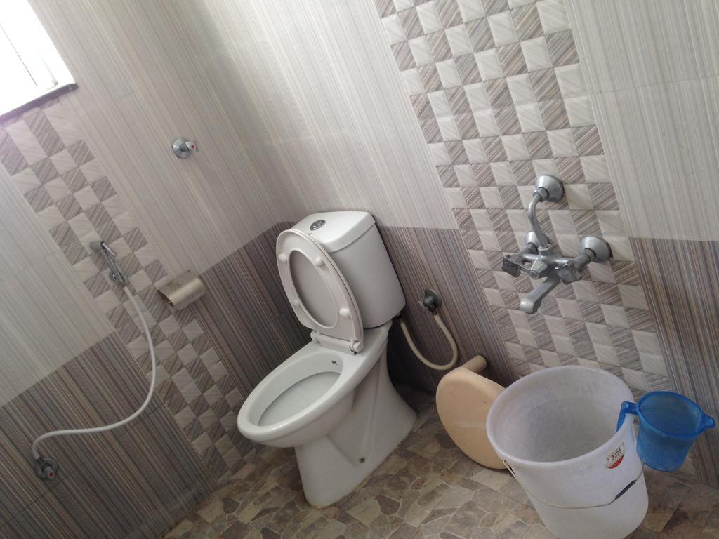 Oyo 4355 Goodland Inn Chennai Esterno foto